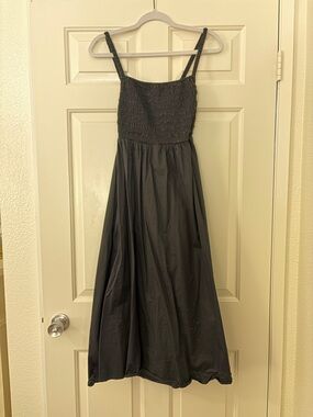 Old Navy Black Smocked Bodice Midi Dress